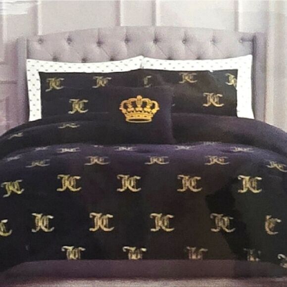 Juicy Couture Home Gold Foil JC Logo 8-PC Printed Queen Bed Set - Picture 2 of 6
